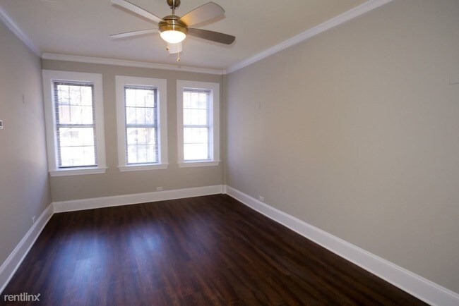 Building Photo - 817 W Lakeside Pl