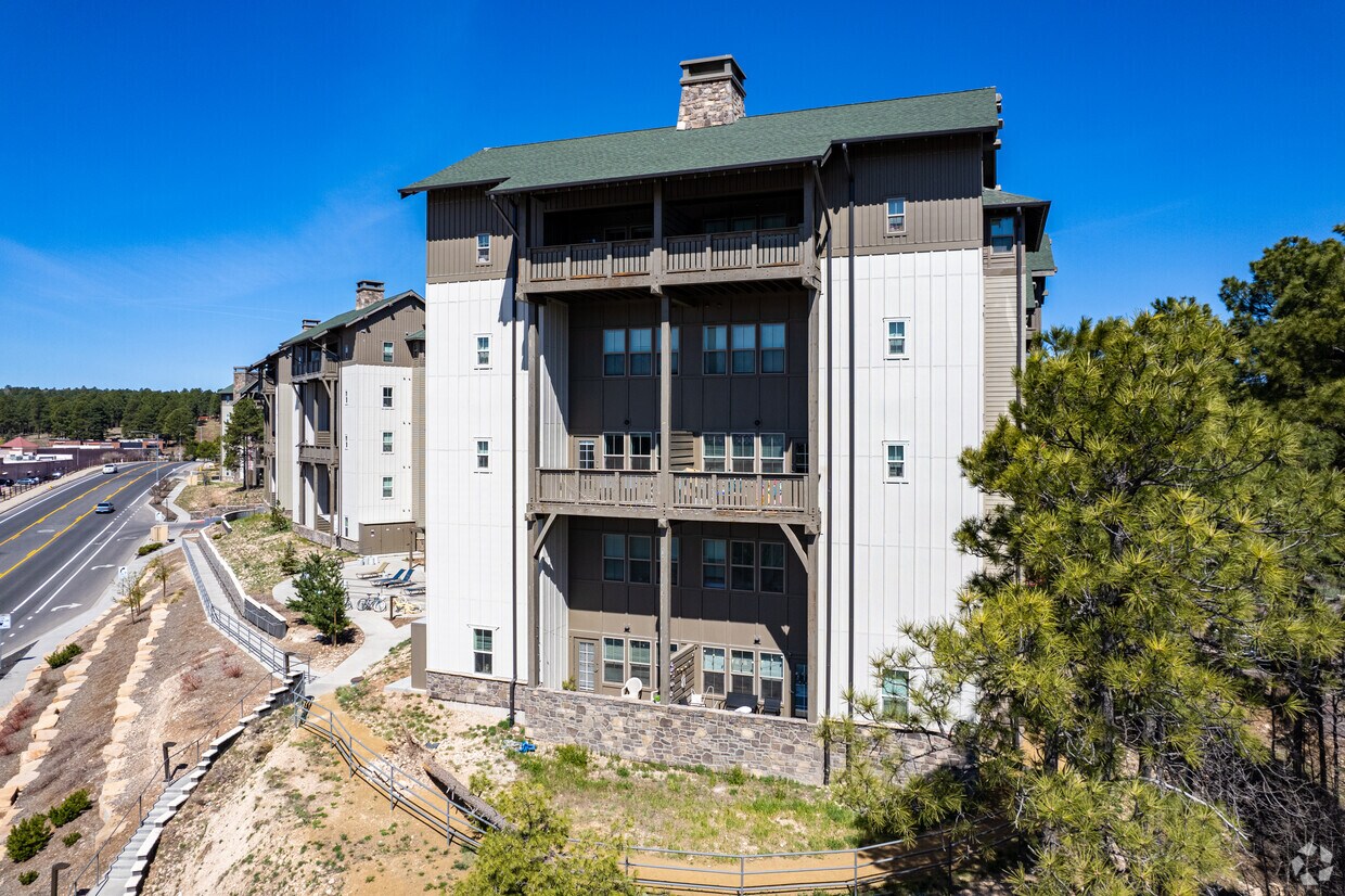 Fremont Station Apartments in Flagstaff, AZ