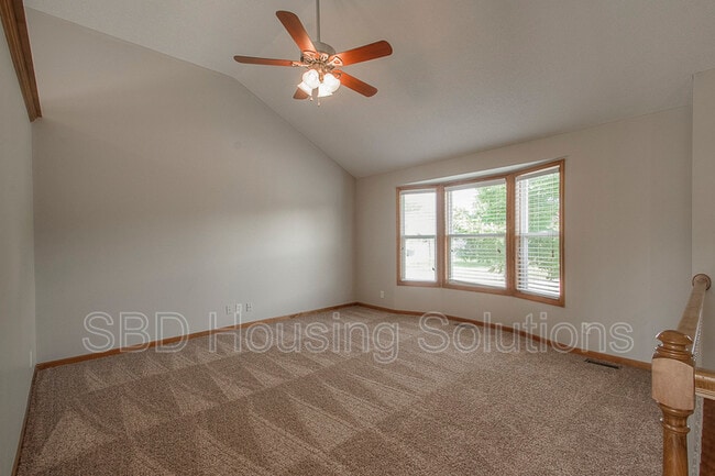 Building Photo - 1013 Bob White Ln