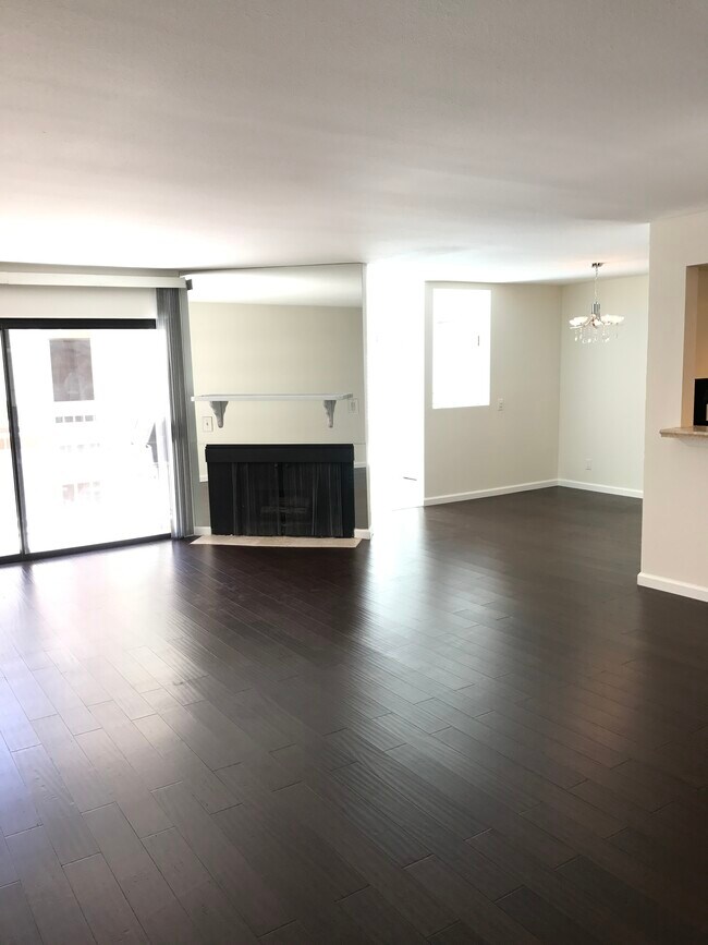 Foto del edificio - 4542 Willis Ave