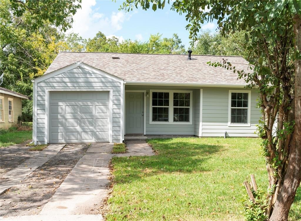 Primary Photo - 5209 Anzio Rd