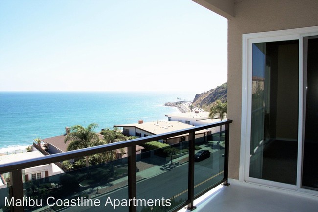 Foto del edificio - 18069 Coastline Dr