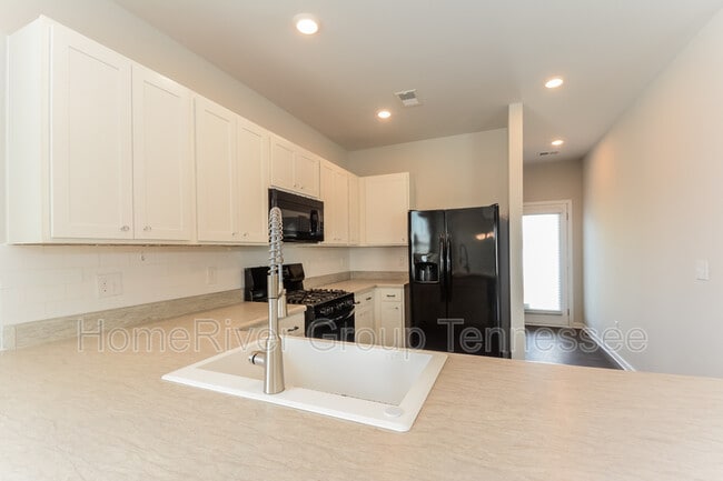 Building Photo - 8036 Craighead Dr