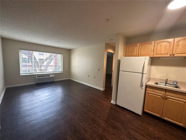 Foto del edificio - 861 W Lumsden Rd