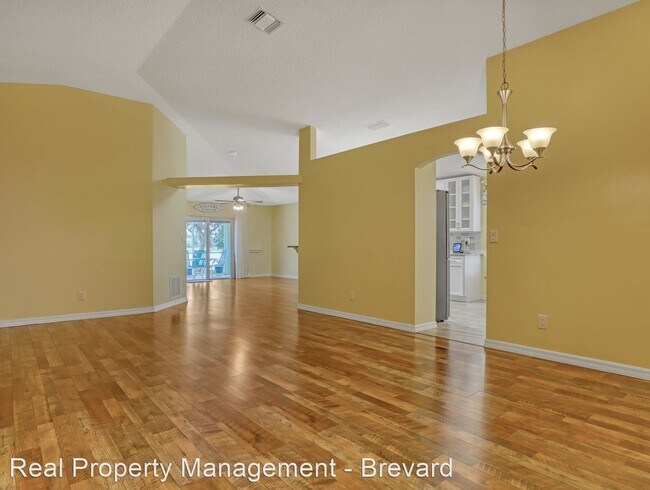 Foto del edificio - 4 br, 2 bath House - 4541 Manchester Drive