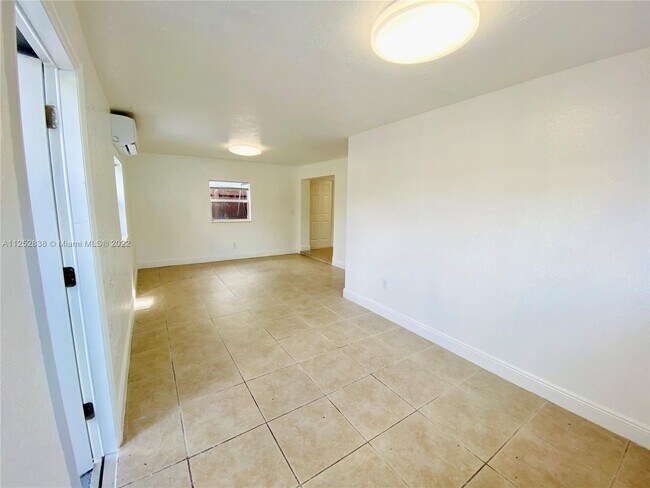 Foto del edificio - 2996 NW 93rd St