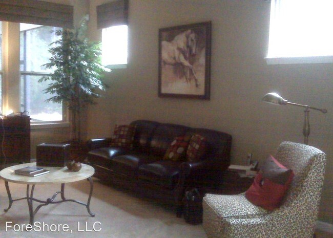 Foto del edificio - 312 Hampton Lake Xing