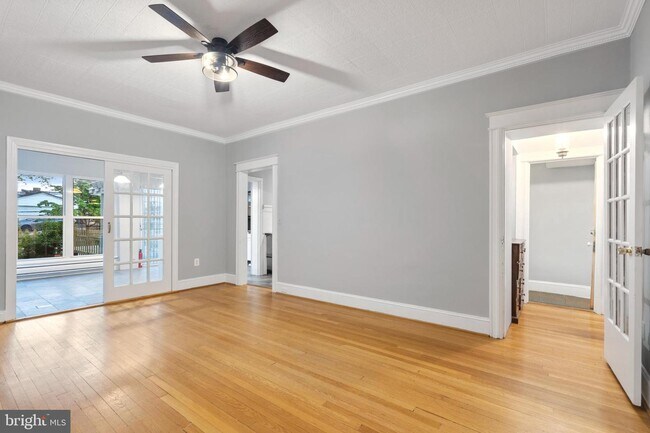 Building Photo - 1427 Shepherd St NW