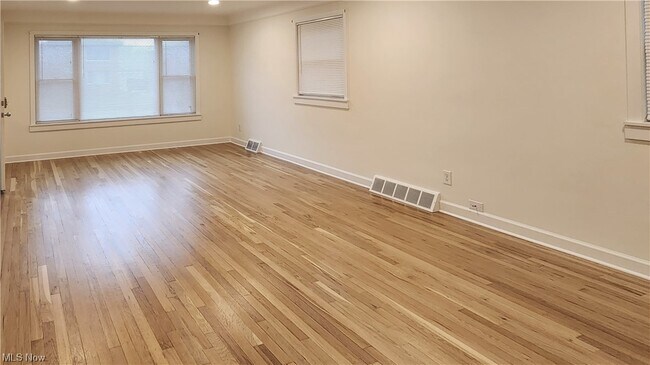 Foto del edificio - 2299 Westmoor Rd