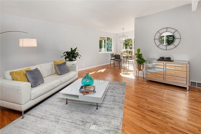 Building Photo - Stylish Mid-Century Modern Retreat | 3BR, ...