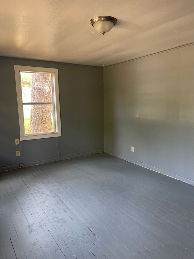 Foto del edificio - 331 W 77th St