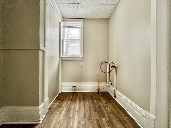 Building Photo - 1544 Terrace St
