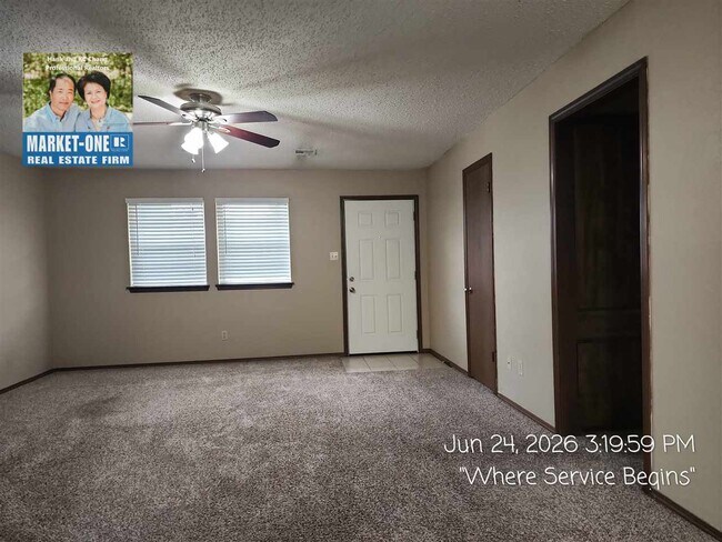 Foto del edificio - 7938 NW Crossland Cir