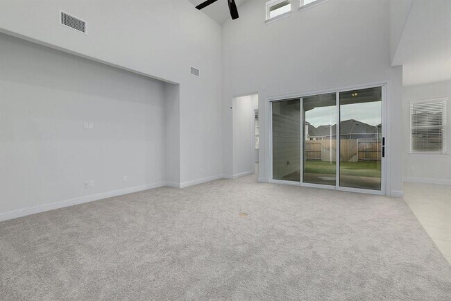 Foto del edificio - 2040 Base Burner Path