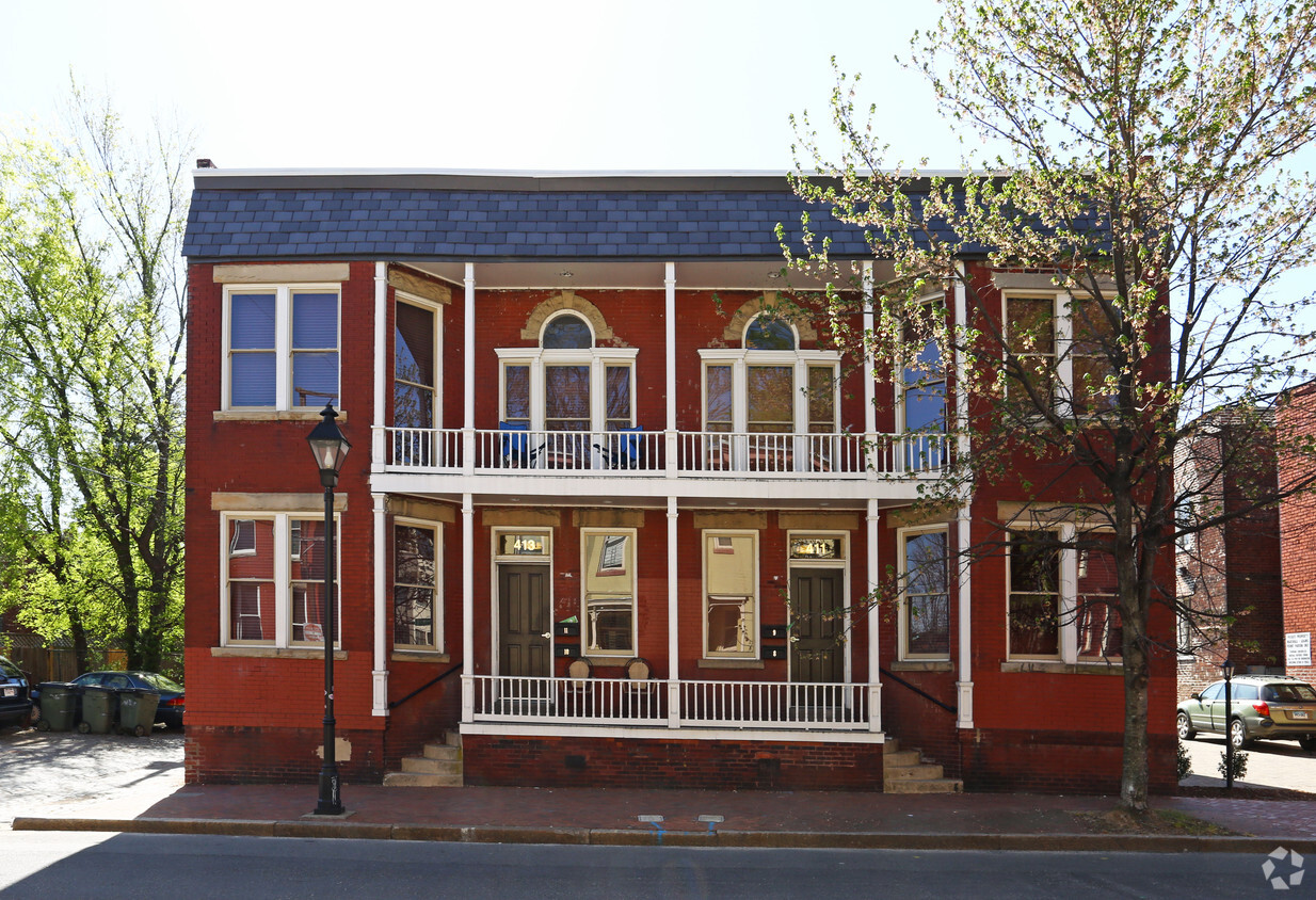 Building Photo - 411-413 Adams St