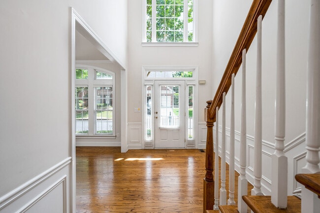 Building Photo - 2138 Wrights Mill Cir NE