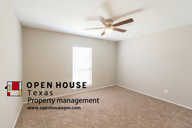 Building Photo - 4413 Windwillow Ct, Fort Worth