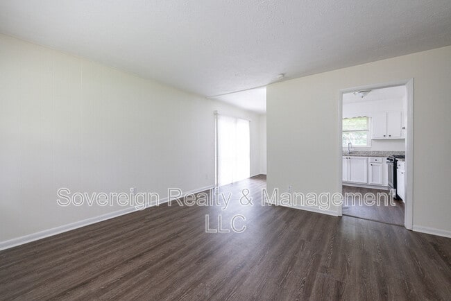 Building Photo - 4107 Cornell Blvd SW