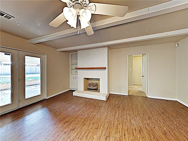 Building Photo - 5429 Woodway Dr