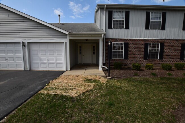 Building Photo - 674 Greenfield Ct