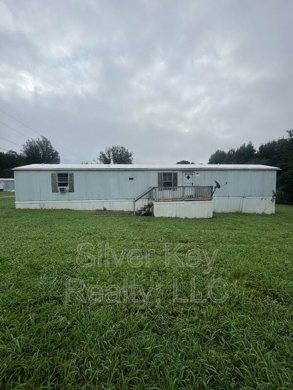 Building Photo - 270 Co Rd 213