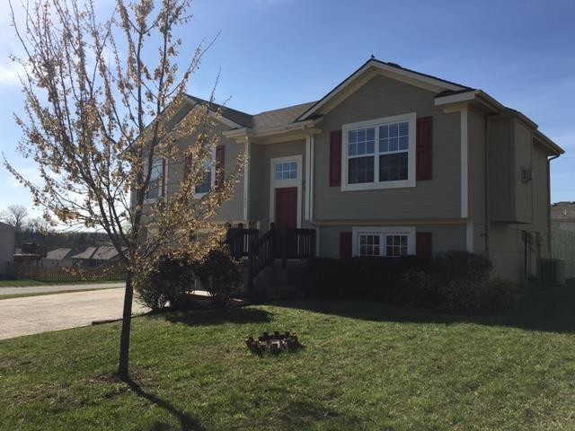 Foto del edificio - 1601 NW Hilltop Ln