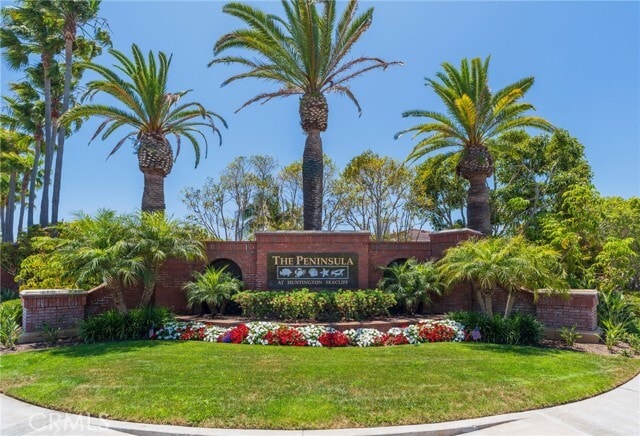 Building Photo - 6535 Park Royal Cir