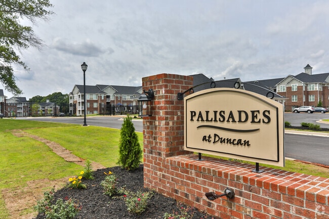 Building Photo - Palisades of Duncan