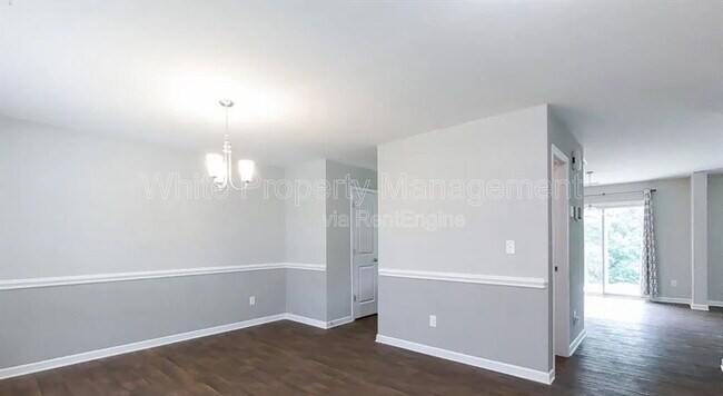 Building Photo - 1525 Lilly Springs Pl