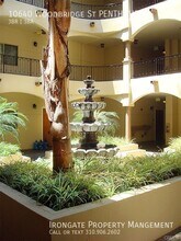 Building Photo - 10640 Woodbridge St