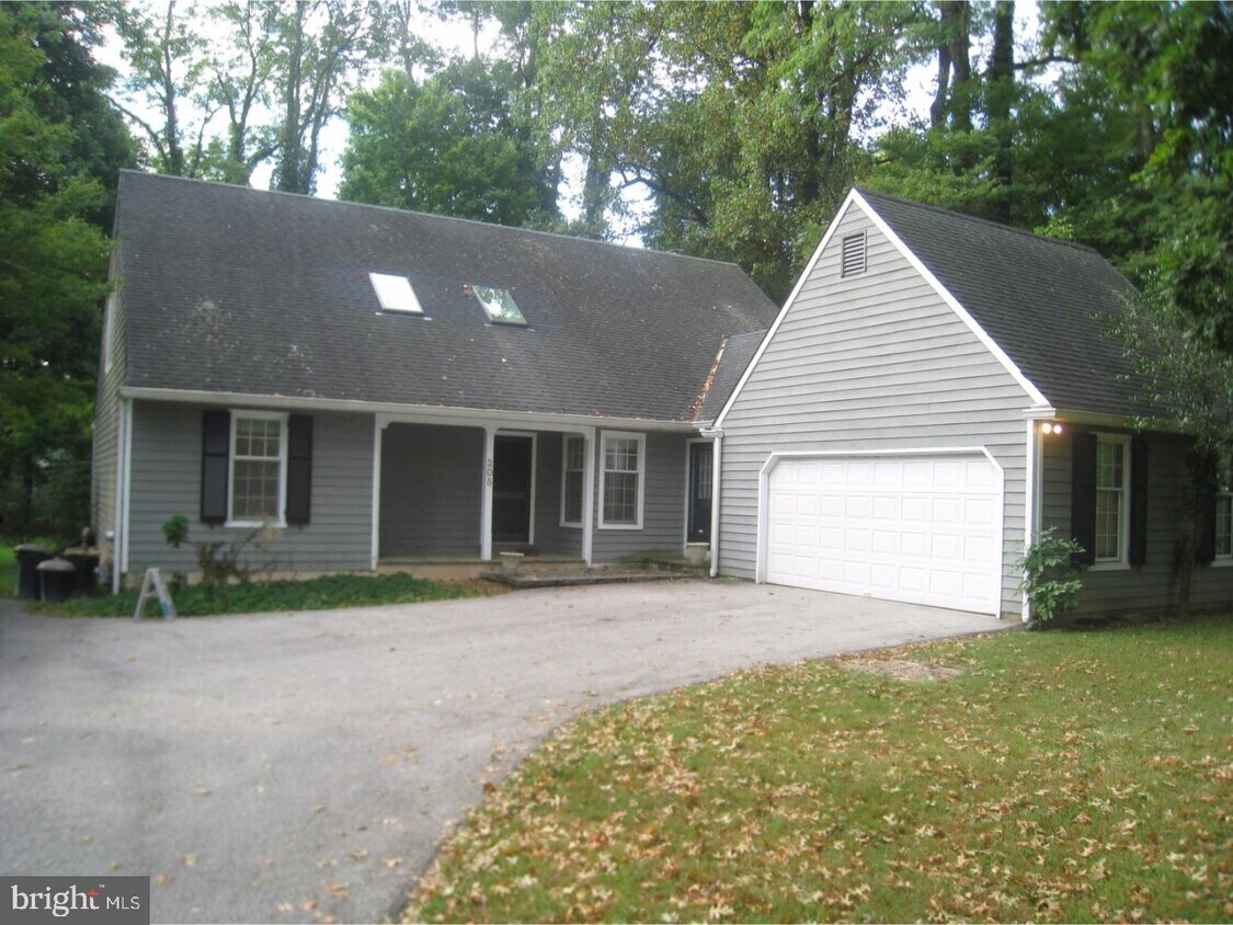 205 Pennswood Rd, Bryn Mawr, PA 19010 House Rental in Bryn Mawr, PA