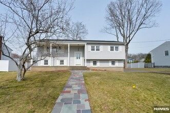Building Photo - 269 Columbia Terrace