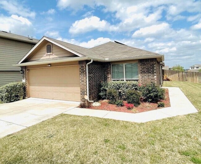 Foto del edificio - 12418 Walter Vaughn Dr