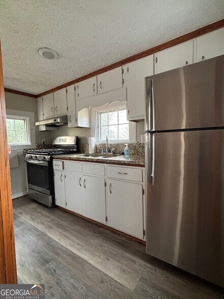 Foto del edificio - 332 Carr St