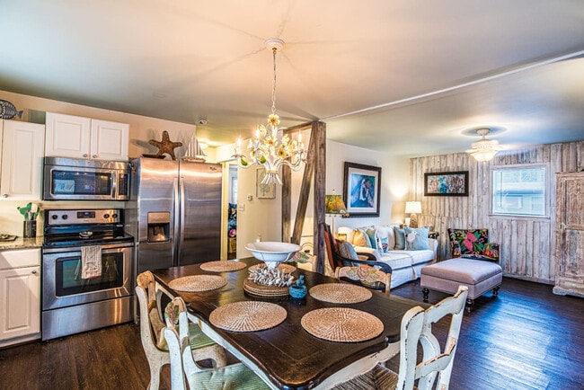 Foto del edificio - 202 Corto Pl