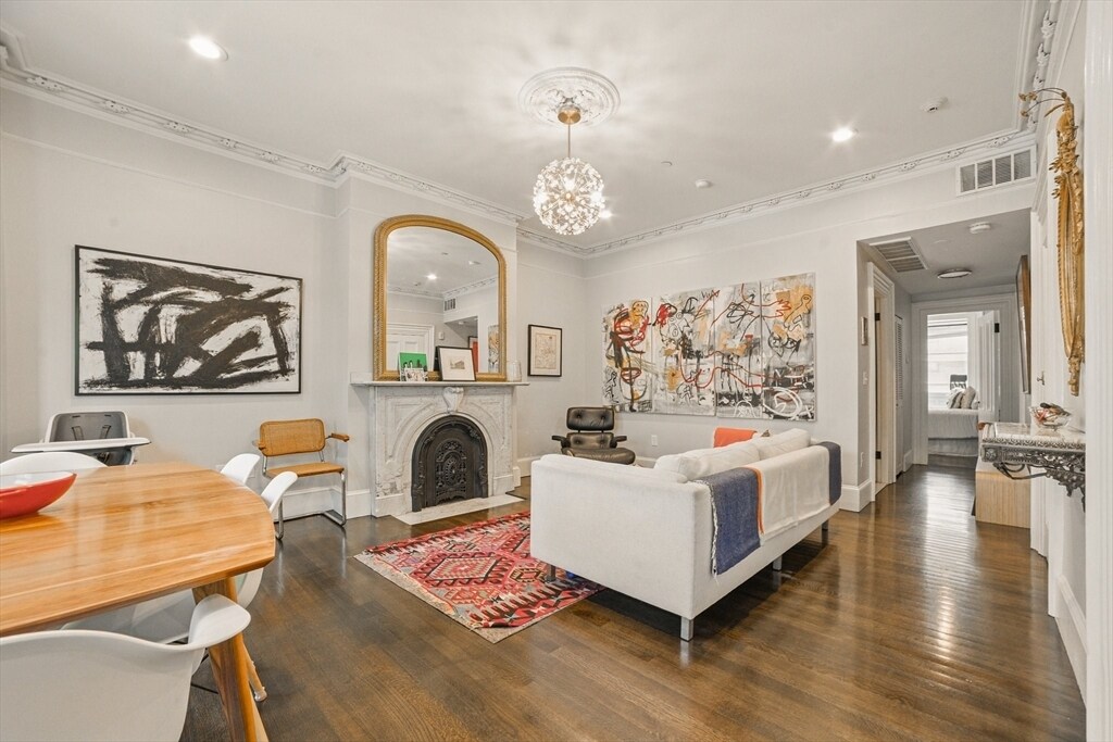 Primary Photo - 25 Worcester Sq