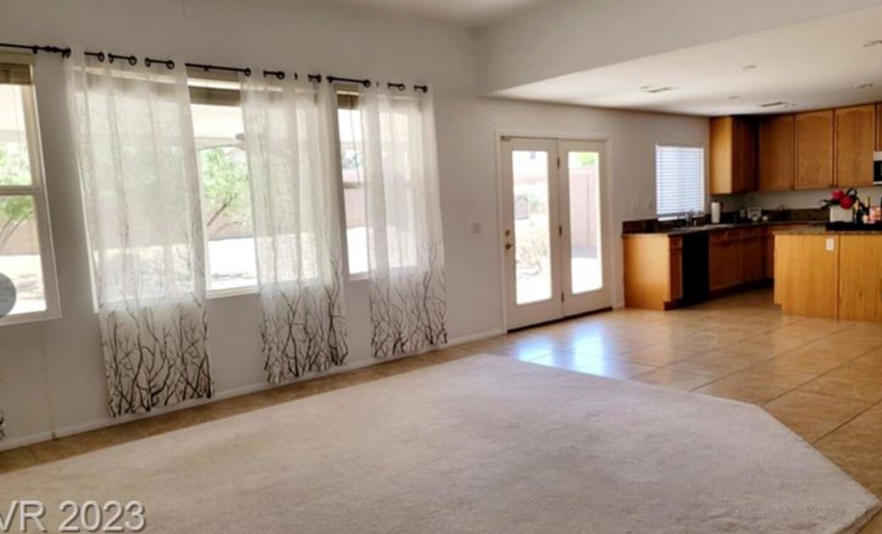 Primary Photo - Stylishly Updated Southwest Home with Spac...