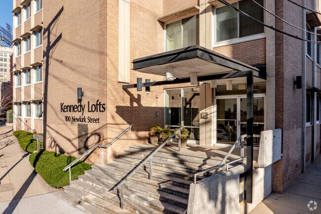 Entrada - Kennedy Lofts