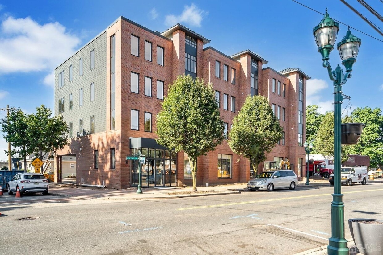 1037 Amboy Ave, Edison, NJ 08837 Room for Rent in Edison, NJ