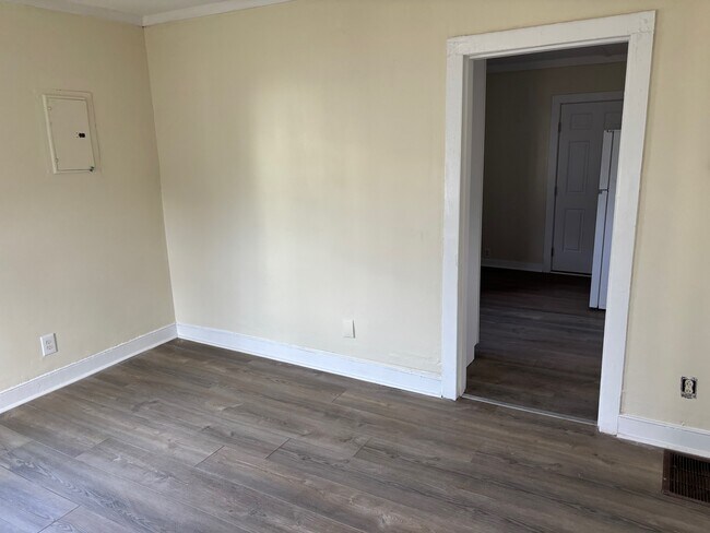 Foto del edificio - 715 Beechwood Ave
