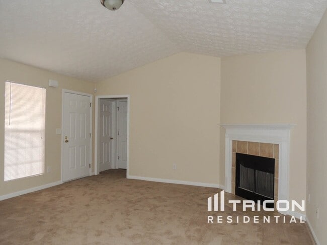 Foto del edificio - 1311 Meadow Walk Dr