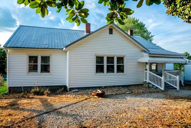 Building Photo - Delightful Retreat in Chesnee, SC