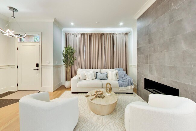 Foto del edificio - 700 E 46th St