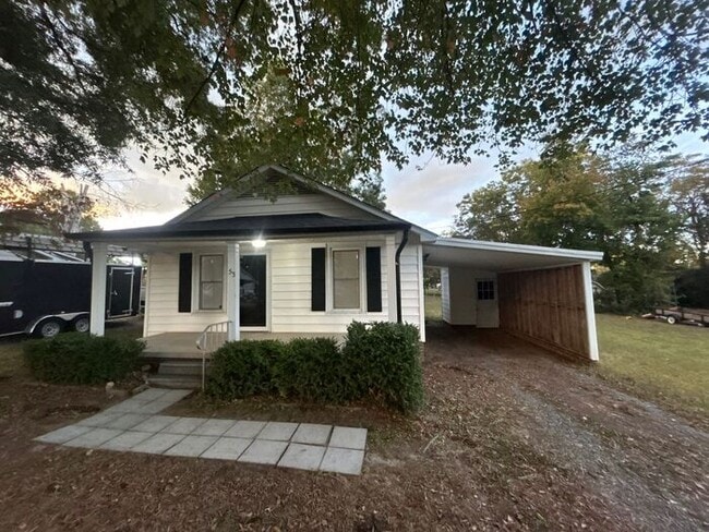 Foto del edificio - 53 Highland Ave SW