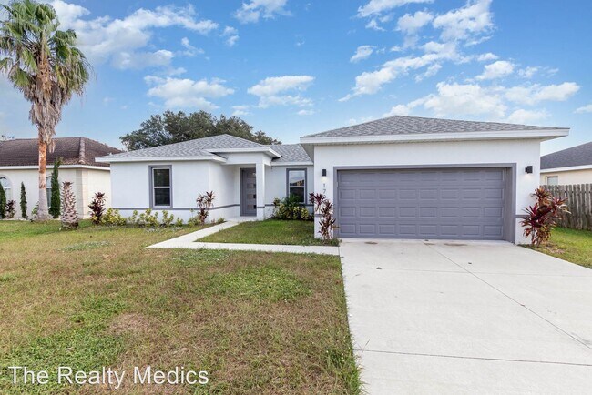 Foto del edificio - 4 br, 2 bath House - 1709 Pilchard Dr