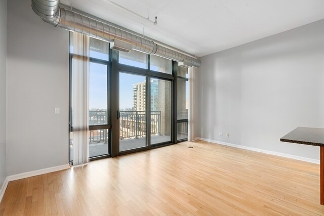 Foto del edificio - 212 E Cullerton St