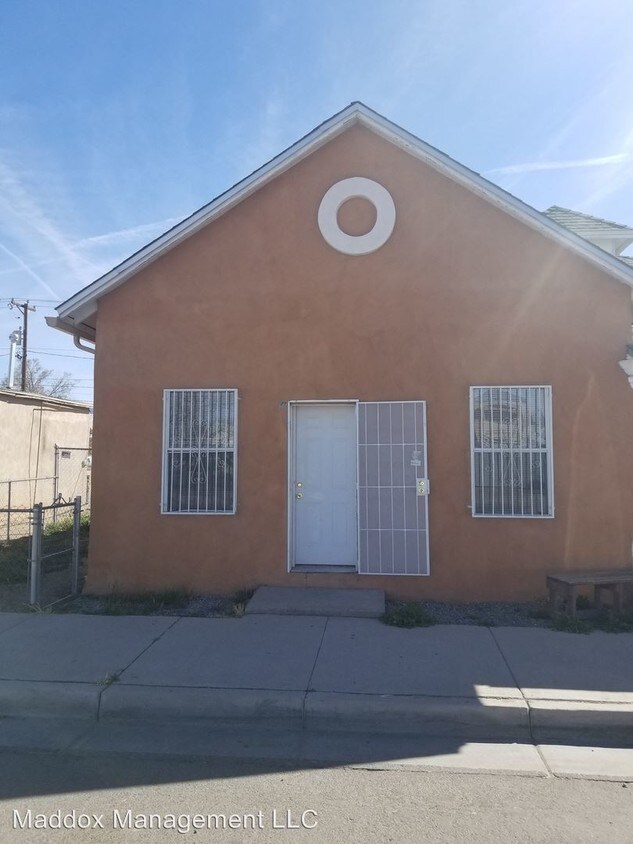 Primary Photo - 1402 3rd St SW