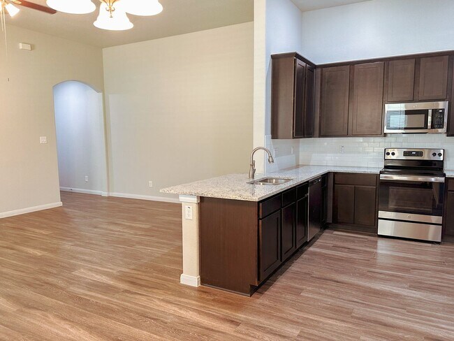 Building Photo - Westover Duplexes New