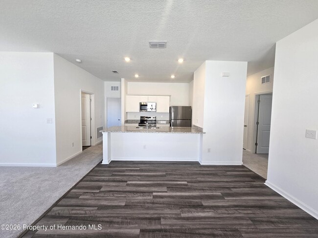 Building Photo - 12101 Kelly Ann Lp