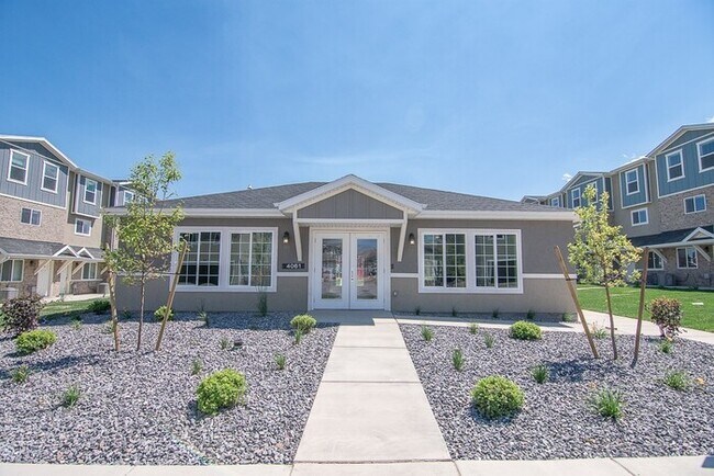 Foto del edificio - 8172 N Boulder St